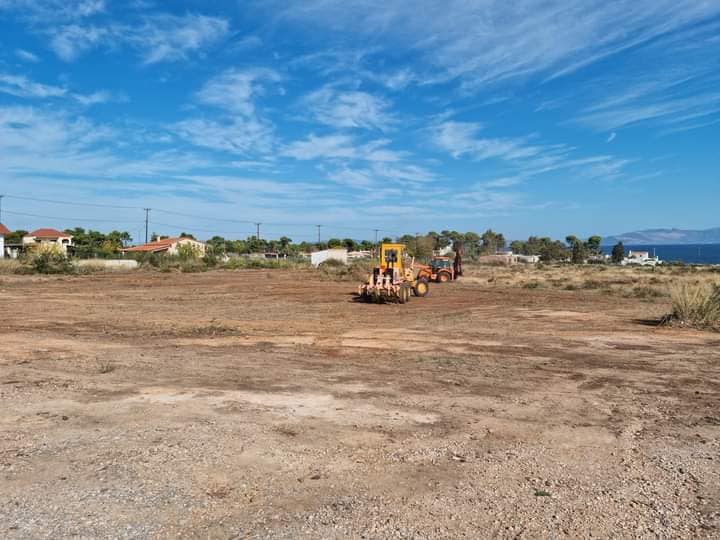 An open air mixed use area is under construction in Mati